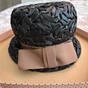 Vintage Black Raffia Women Fancy Straw Hat with Boutique Beige Ribbon
